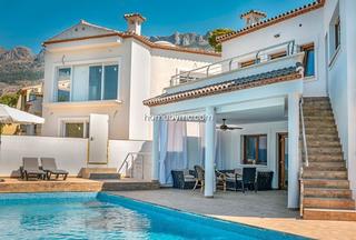 Chalet en Altea la Vella. Magnífica oportunidad. venta de dos chalets de lujo en sierra de