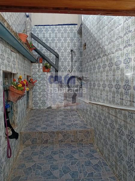 Foto cec9254e-7a39-4a66-a265-93dd0b76b5f4. Casa in Martos