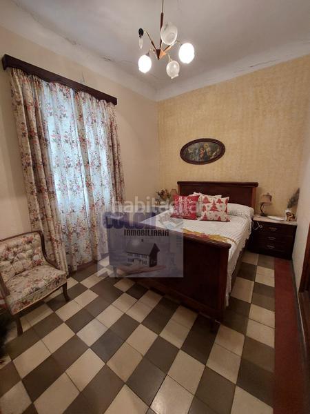 Foto 0ee79566-2cfe-4d10-b49e-9960bb2d5e1f. Casa amb piscina a Martos