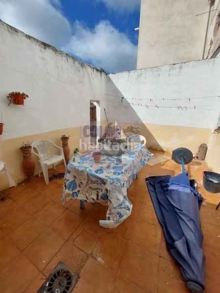 Foto 5ea2516f-930b-460a-a58e-d6dc3ed810e7. Casa amb piscina a Martos