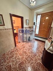Casa a Martos. Se vende casa de 223m2 en zona molino medel  ??  ahora por tan s