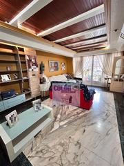 Casa a Martos. Se vende gran casa de 384m2 construídos, con cochera en zona  me