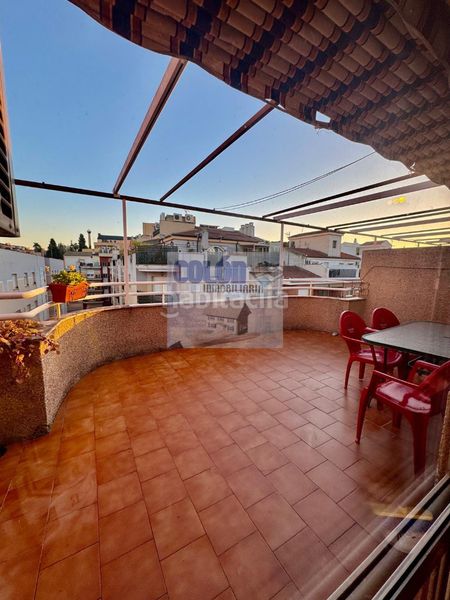 Foto bef3d508-de67-4228-9c46-b2bbbfe46152. Àtic amb aparcament piscina a Martos