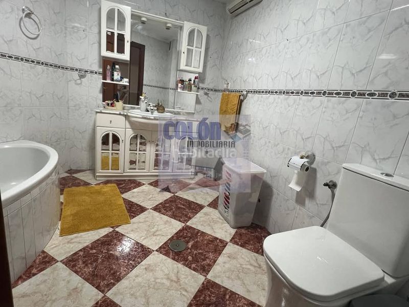 Foto 99adbea9-7062-4bb2-9328-3a7b033e0004. Pis a Martos