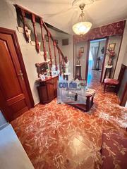 Haus in Martos. Se vende casa totalmente amueblada próxima a la ermita de san ba