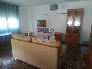 Lloguer Pis a Martos. Se alquila piso, ???? en zona parque?? por 450€/mes.