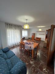 Pis a Martos. Se vende piso con plaza de garaje ??en zona parque, por sólo 150