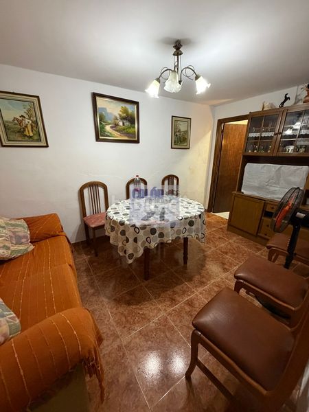 Foto f53a19d3-b6e6-4501-b298-d4784245a631. Casa a Martos