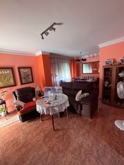 Pis a Martos. Se vende piso listo para entrar a vivir??en zona cruz del lloro,