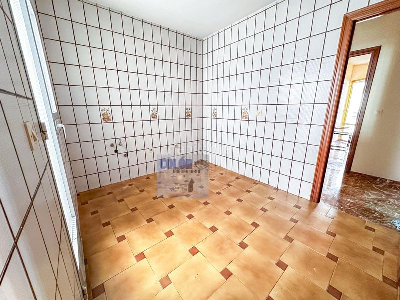 Foto ffa48f39-abf2-4802-9d5a-a16b1660c306. Flat in Martos