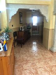 Casa a Plaza fuente nueva 22. P-303. se vende esta bonita casa totalmente reformada, lista par