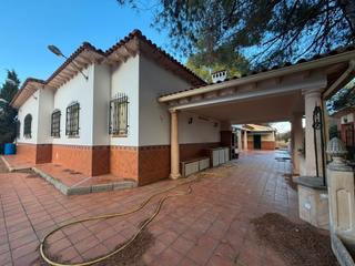 Bauernhof in Quintanar de la Orden. ¡la finca que lo tiene todo! 16.000 m² de potencial, lujo y rent