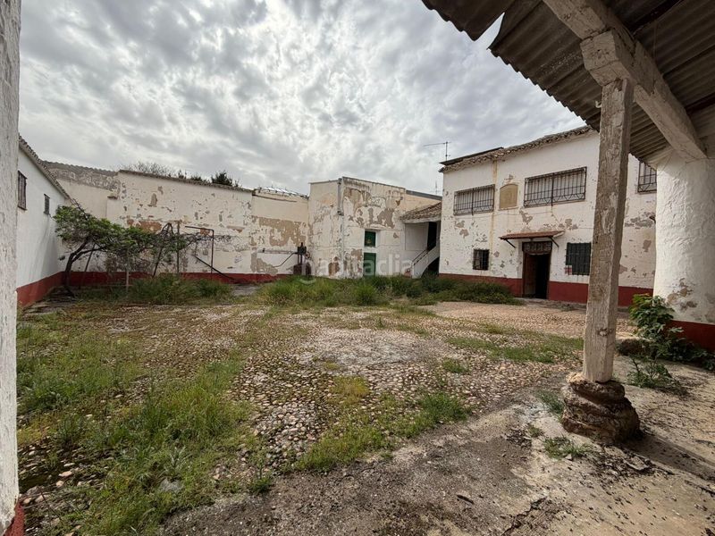 Foto 7cdf968f-ee14-4166-83bc-2444f030bea9. Casa amb aparcament a Mota del Cuervo