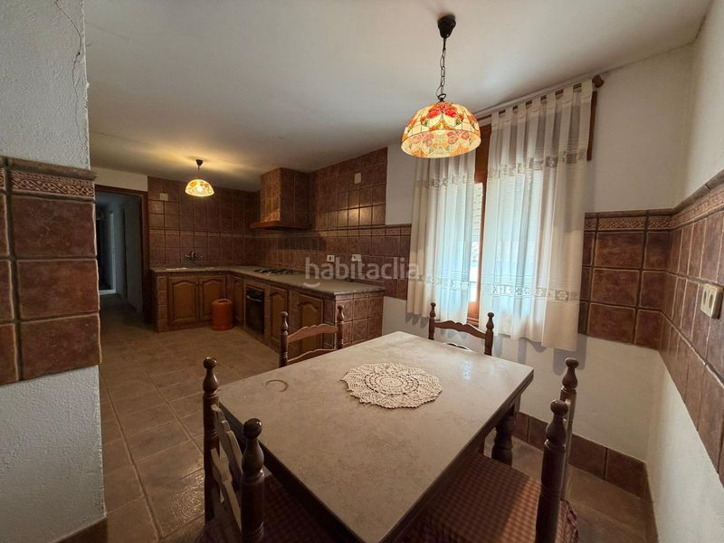 Foto f7f4cf5f-4ca5-4ebb-9007-a842bdd51ff8. Casa amb aparcament a Mota del Cuervo