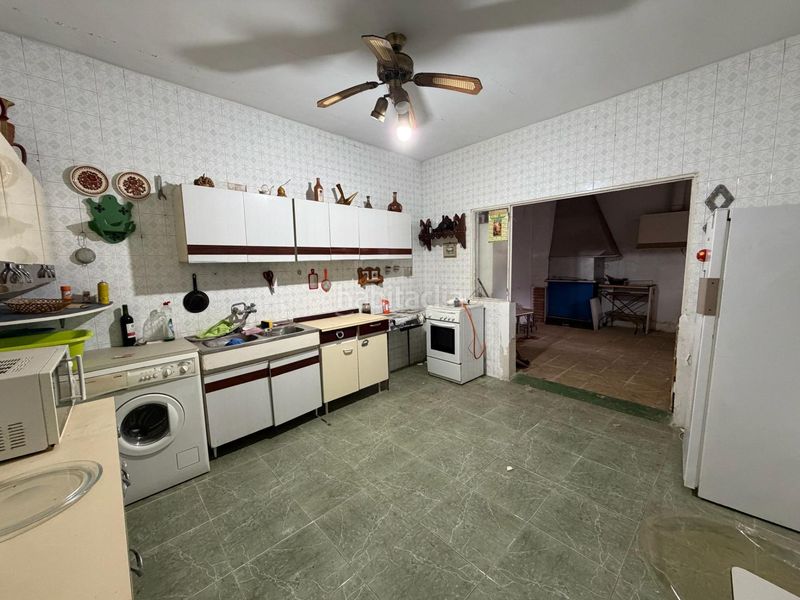 Foto 5b918ce2-8193-4fa4-8fc3-34a51d351a50. Casa amb xemeneia a Puebla de Almoradiel (La)