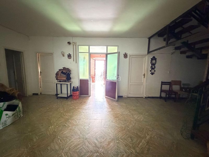 Foto a4ba5438-7503-4d47-8a5e-6981d28e5fe3. Casa amb xemeneia a Puebla de Almoradiel (La)