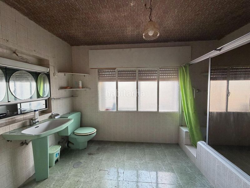 Foto a8bd7c4a-62bc-4a64-8525-0c5538291c74. Casa amb xemeneia a Puebla de Almoradiel (La)