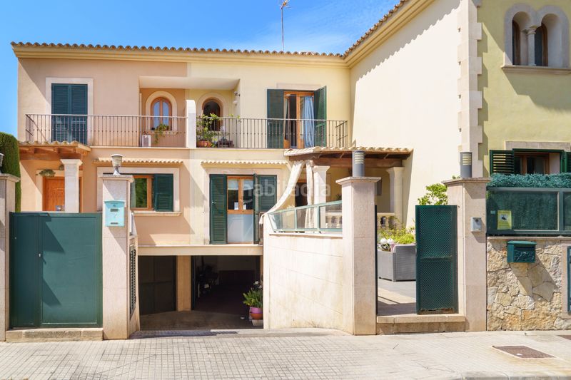 Foto a0b82d21-8800-4a1f-8b34-ce6a516b2868. Casa aparellada amb calefacció aparcament a Can Pastilla Palma de Mallorca