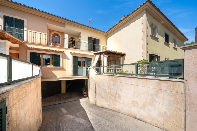 Foto a909661a-d696-417a-bbf8-2f8808e296c1. Casa aparellada amb calefacció aparcament a Can Pastilla Palma de Mallorca