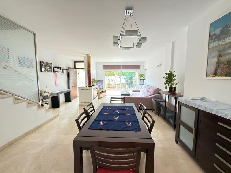 Foto 2606d648-8ebb-4304-860a-83994f2184ab. Casa adossada amb xemeneia aparcament a Son Serra-Sa Vileta Palma de Mallorca