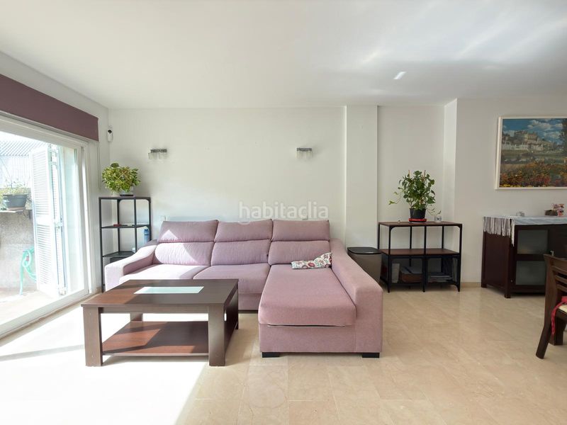 Foto 49a8c8cc-99d0-408c-bb6f-e8aa517e25f1. Casa adossada amb xemeneia aparcament a Son Serra-Sa Vileta Palma de Mallorca