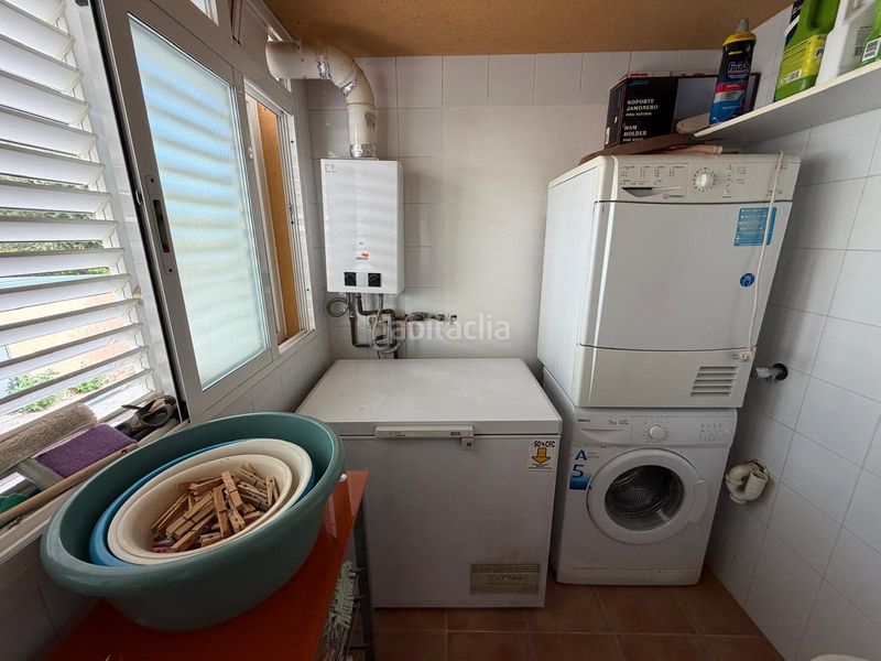 Foto 4c03d1ff-5b24-4dd7-81c0-1d80ac8c7371. Casa adossada amb xemeneia aparcament a Son Serra-Sa Vileta Palma de Mallorca