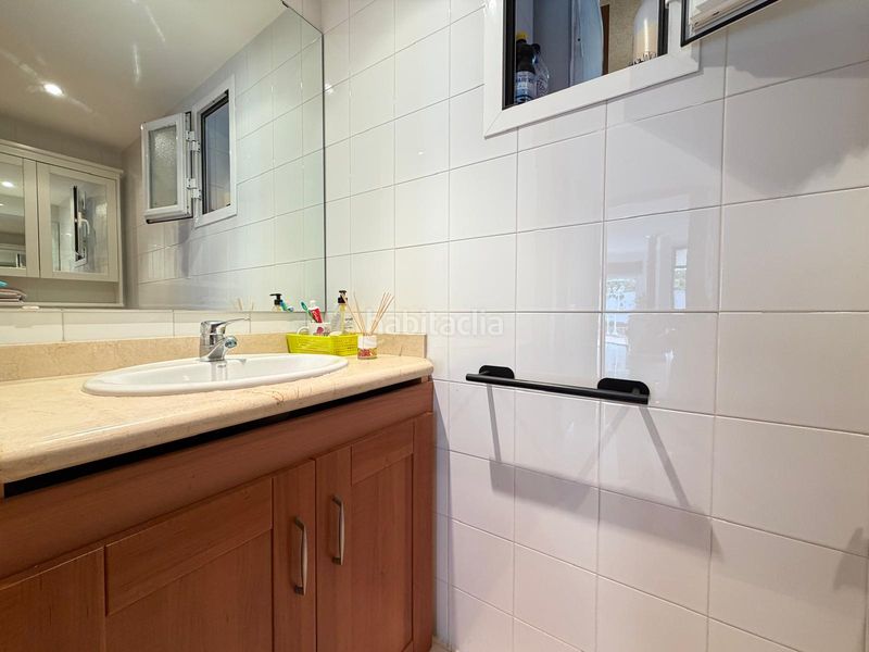 Foto dd072e25-a23d-457e-a30c-9b4384ec440a. Casa adossada amb xemeneia aparcament a Son Serra-Sa Vileta Palma de Mallorca