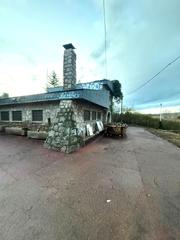House in Chozas de Abajo. Espectacular finca con bodega a 10 minutos de león!