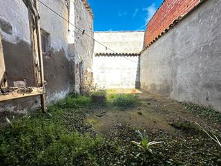 Maison à Puebla de Almoradiel (La). ¡inversores y visionarios! amplia casa con infinitas posibilidad