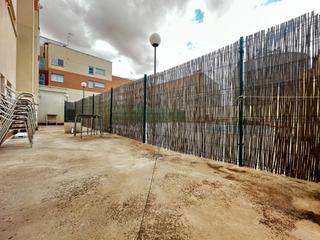 Appartement à Quintanar de la Orden. ¡exclusivo primer piso con ascensor, piscina y garaje en el cora