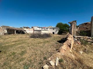 Residential Plot in Quintanar de la Orden. ¡oportunidad única para inversores! terreno céntrico con potenci