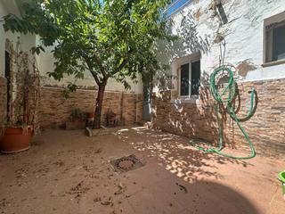 Casa a Quintanar de la Orden. Espaciosa casa adosada de 280 metros cuadrados en una ubicación