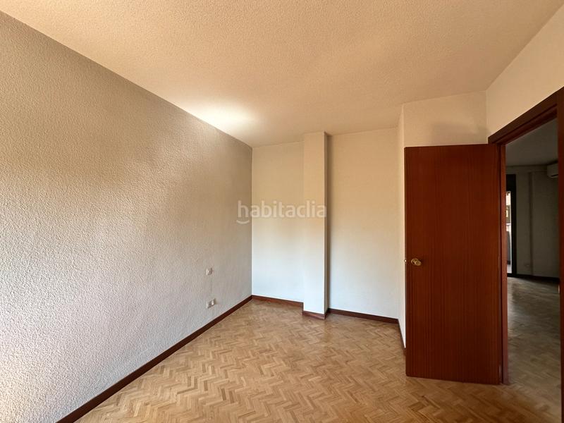 Foto e64e8298-873f-4fe4-9321-7114f4f2a0f0. Flat with heating parking pool in primera fase-nuevo Tres Cantos Tres Cantos