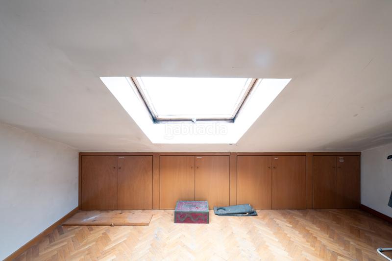 Foto 67aed0d7-b78b-4185-be84-0e106ef559a5. Chalet avec cheminée chauffage parking piscine dans Tres Cantos