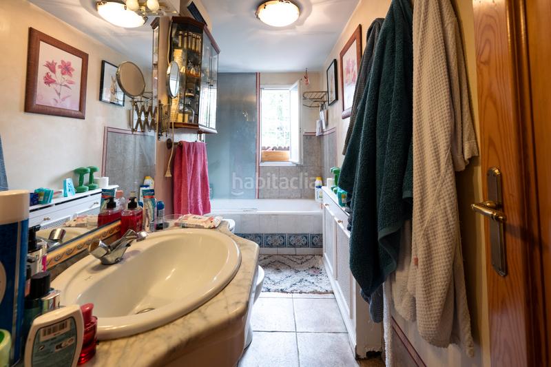 Foto c145ce1d-9571-4522-ba38-ac10deaa8528. Chalet con camino riscaldamento parcheggio piscina in Tres Cantos