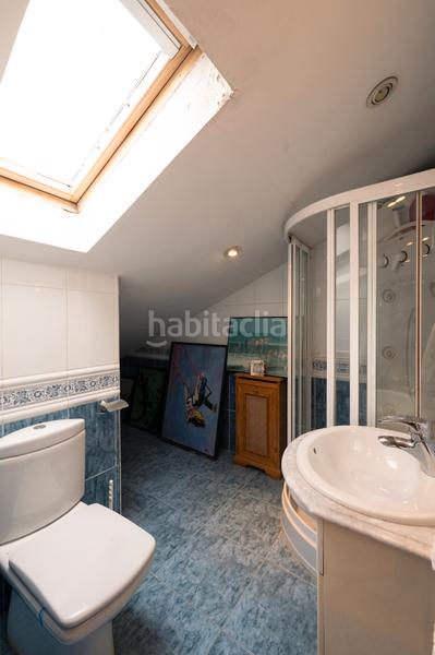 Foto e5f8cbf2-eb3f-4fc9-8ba0-104a4ad51abf. Chalet con camino riscaldamento parcheggio piscina in Tres Cantos