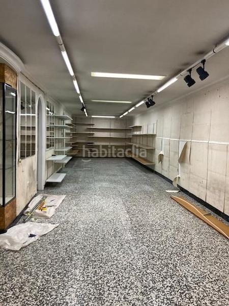 Foto 5a53cb14-4b46-47fe-9c12-45ee7fc78088. Local comercial en Barri Antic Manresa