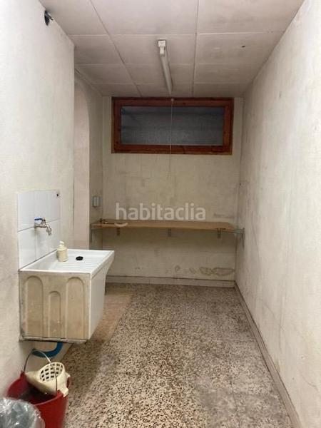 Foto 73da68bf-e5e3-4aaa-81fe-eb940d2b8b43. Local comercial en Barri Antic Manresa