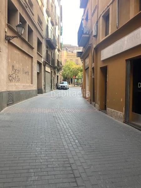 Foto c1ad3ee1-a875-4912-9ffa-6b69e5a8c808. Local comercial en Barri Antic Manresa