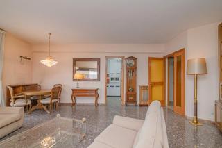 Pis  Passeig de pere iii. Pis 4 habitacions en passeig pere iii