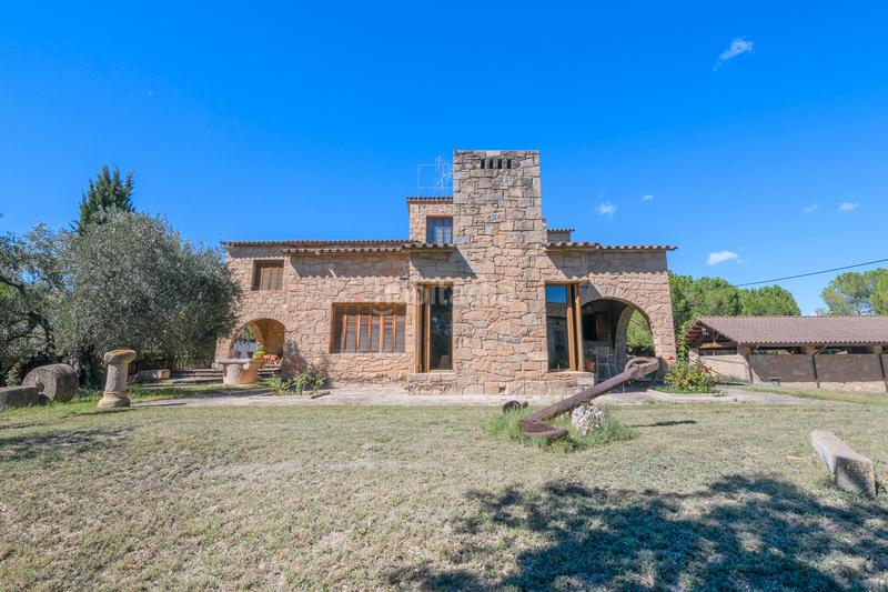 Foto 299fa36c-8408-46c7-9958-050cfaf34df4. Casa con camino riscaldamento parcheggio piscina in Sant Vicenç de Castellet