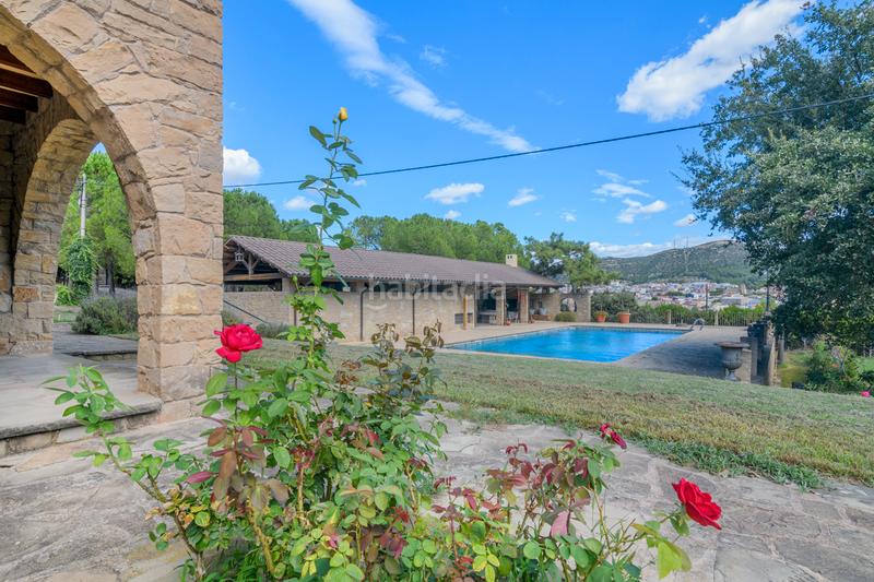 Foto 61f5863d-6e60-43e3-b61a-96d50e0e9845. Casa con camino riscaldamento parcheggio piscina in Sant Vicenç de Castellet