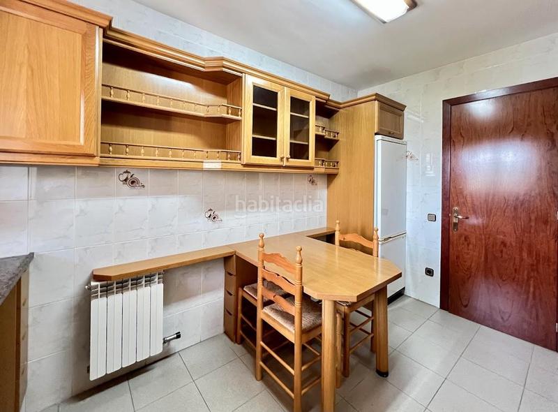 Foto 5511624b-f57a-455c-8c5b-a77df272643c. Xalet amb calefacció aparcament a Castellnou de Bages