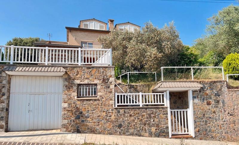 Foto bf97b945-7598-4406-a340-3619db30f0ee. Xalet amb calefacció aparcament a Castellnou de Bages