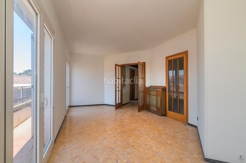 Foto 09f7f71a-654c-4f0c-9bac-cfdc5d08dd1e. Àtic amb calefacció aparcament a Poble Nou Manresa