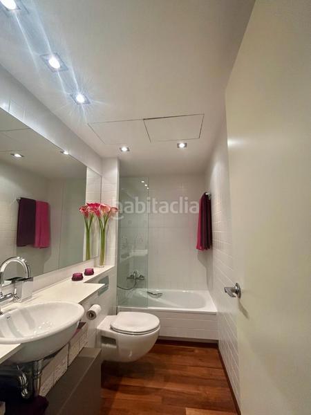 Foto f636aced-53bc-4ade-bdfa-904837b69b90. Duplex with heating parking in bases de Manresa - carretera de santpedor Manresa