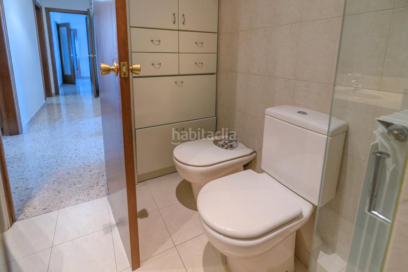 Foto 2c83ddd3-1053-4773-a08a-a0c024c9710e. Piso  4 habitaciones zona plaça cots en Carretera de Vic - Remei Manresa