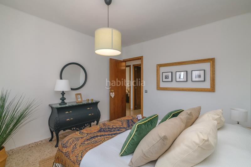 Foto 98bc748a-acfb-4384-bb2a-3abe0a93cd2a. Piso  4 habitaciones zona plaça cots en Carretera de Vic - Remei Manresa