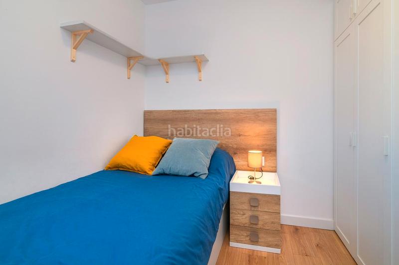 Foto 0bedc023-18e5-4825-b7a2-a7968e6f1daf. Flat with fireplace heating parking in Font dels Capellans - Sagrada Familia Manresa