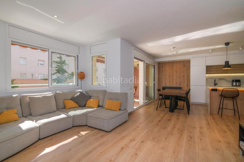 Foto 48a32475-87ce-41a4-8623-5256306bc3bb. Flat with fireplace heating parking in Font dels Capellans - Sagrada Familia Manresa